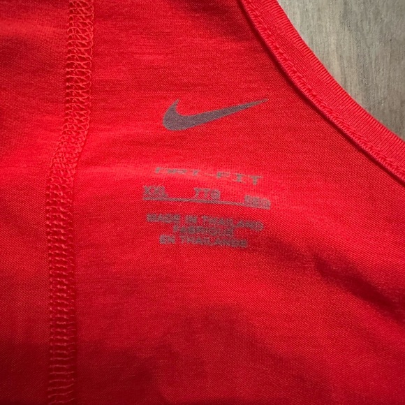 NWT XXL Red Nike Dri-Fit Racerback Tank - Picture 3 of 4